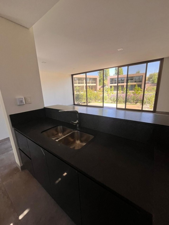 LINIERS GREEN APARTMENTS