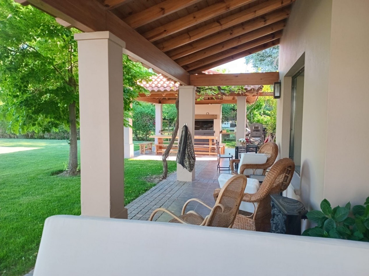 LA VACHERIE COUNTRY GOLF