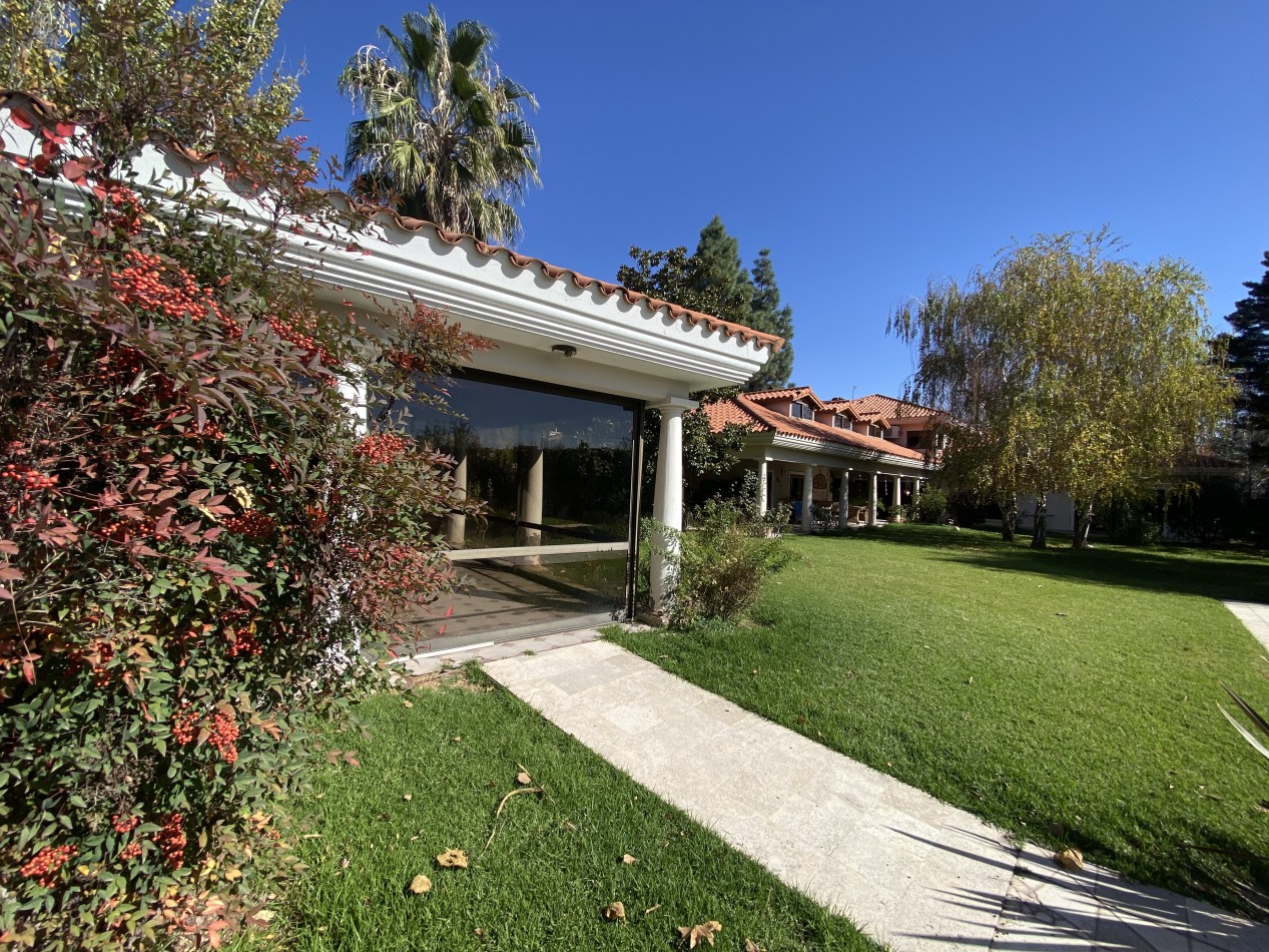 CASA COLONIAL