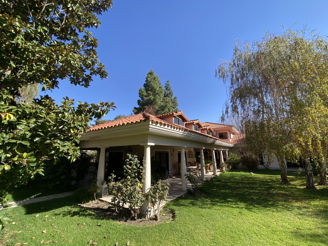 CASA COLONIAL