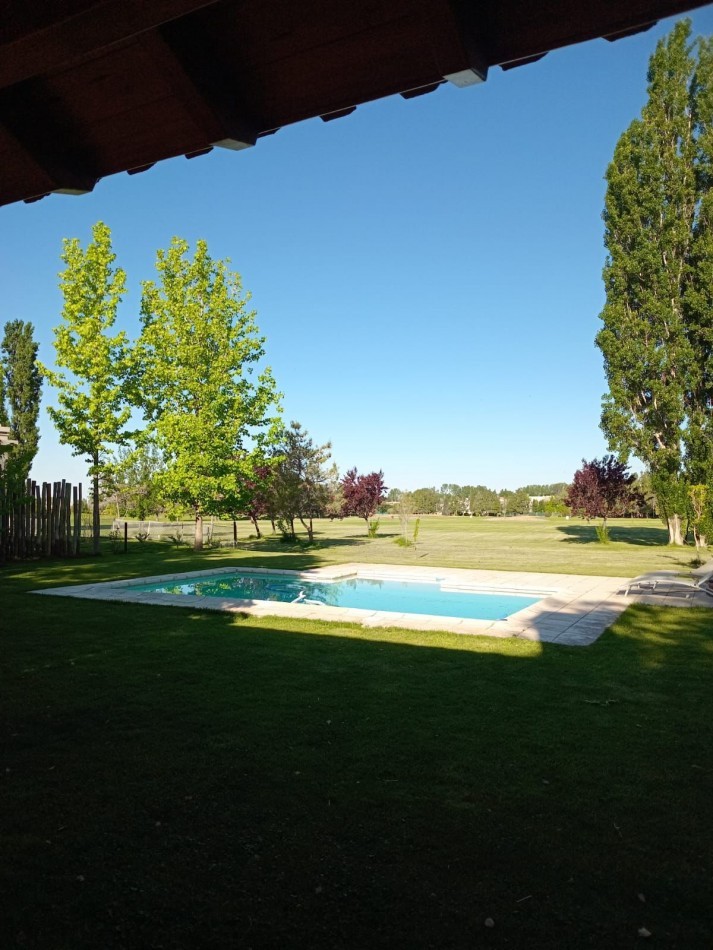 LA VACHERIE COUNTRY GOLF